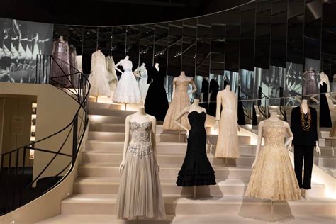 v and a coco chanel|coco chanel tentoonstelling.